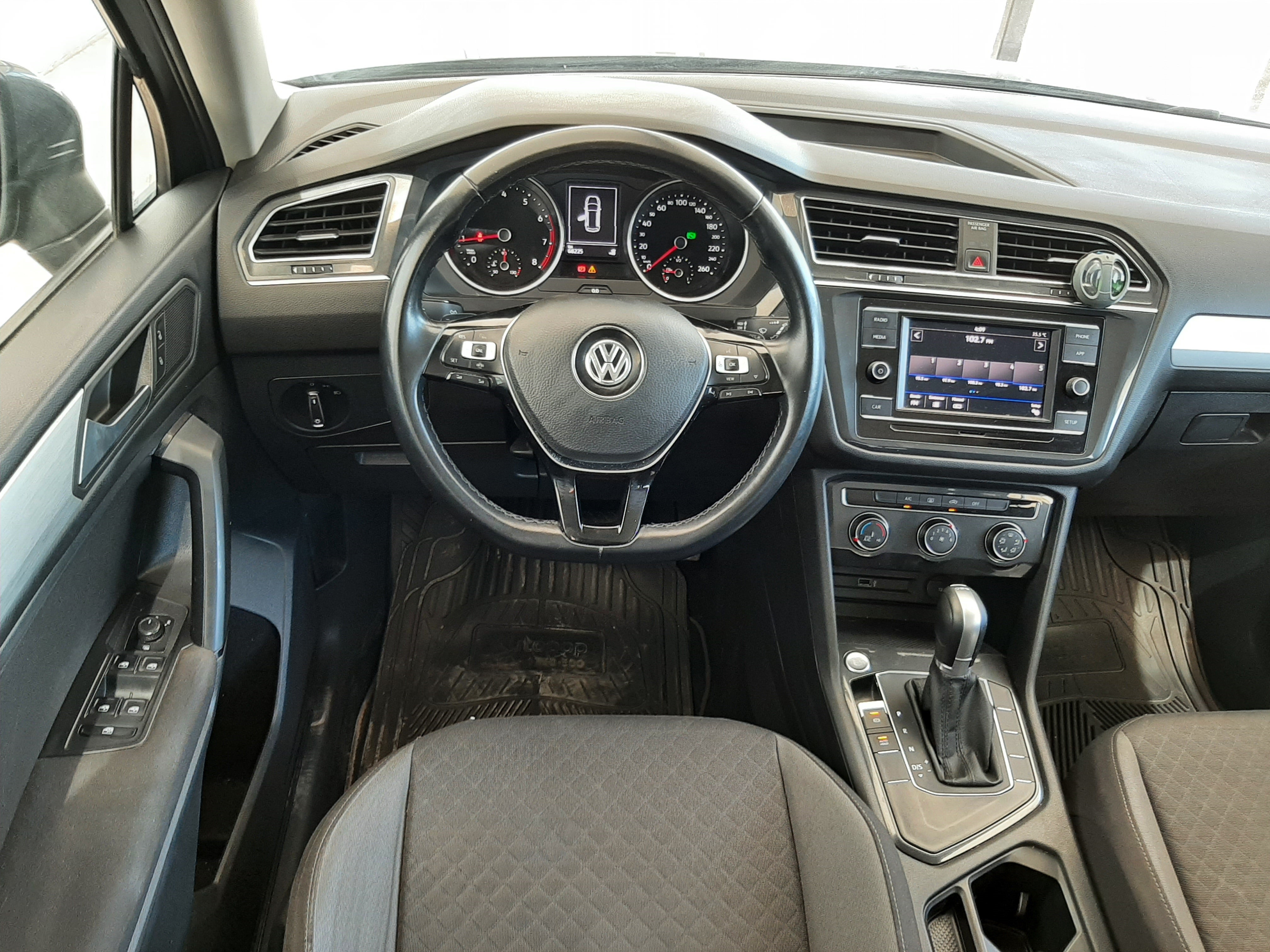 2019 Volkswagen TIGUAN 5 PTS TRENDLINE PLUS 14T DSG RA-17